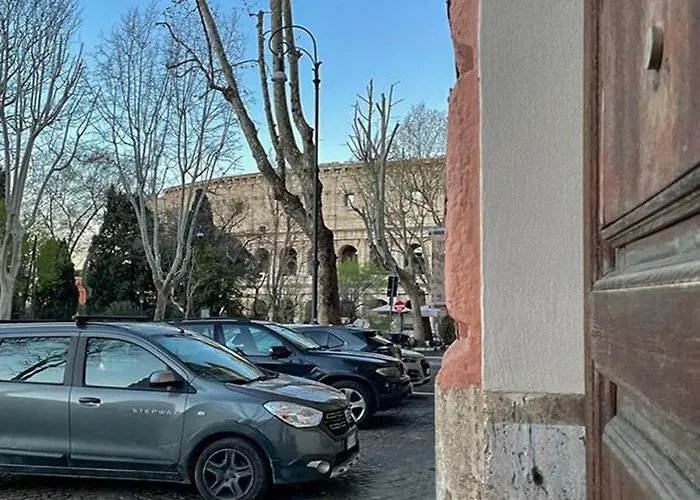 Al Parco Del Colosseo